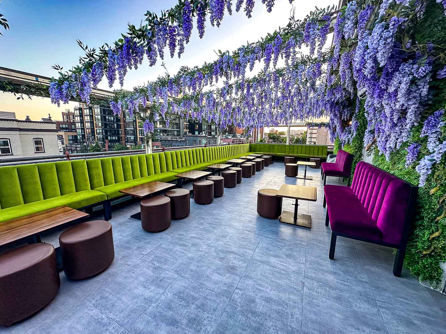 Using Custom Restaurant Furniture to Tell Your Story